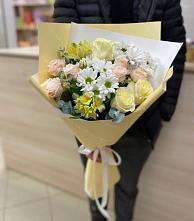 Букет цветов из:  Альстромерии, Розы и Хризантемы в Красноперекопске
